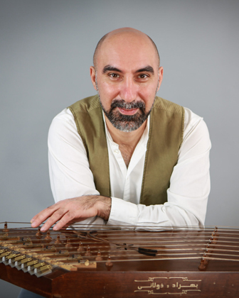 Kioomars Musayyebi - Santur